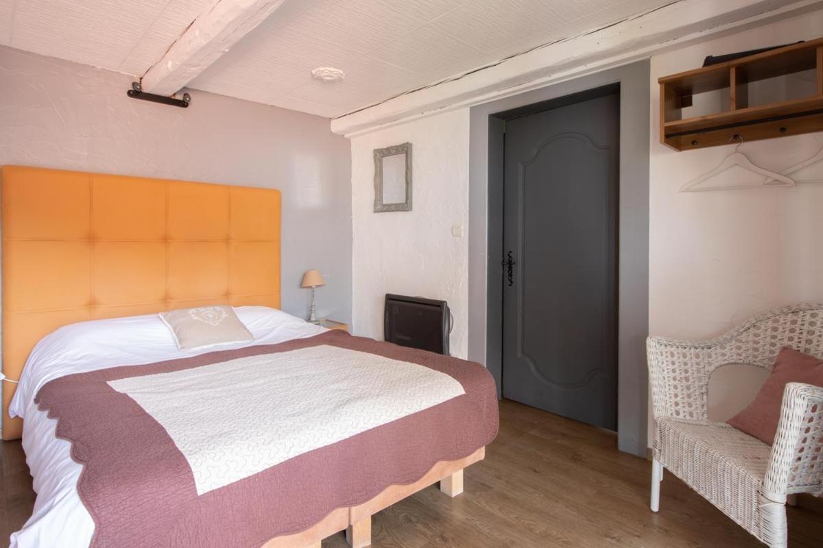 Chambres D'Hotes Le Domaine Des Remparts Sélestat Habitación foto